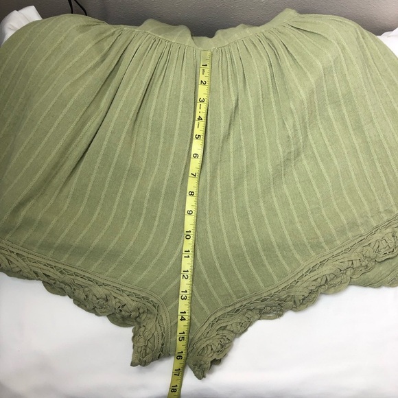AEO Cotton Blend Green  Adjustable Straps Pockets Embroidered V Neck Romper M - Picture 15 of 15